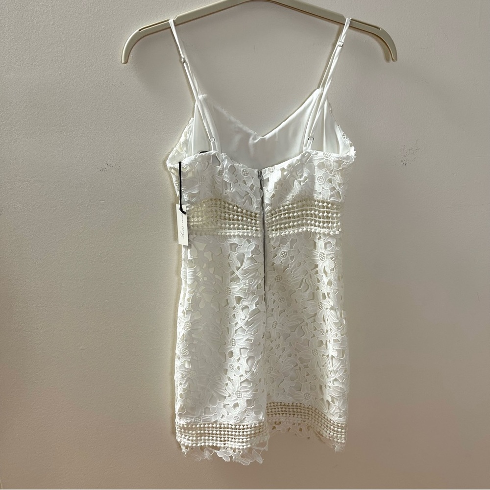 Lovers + Friends white floral lace dress XS revolve - Picture 5 of 7